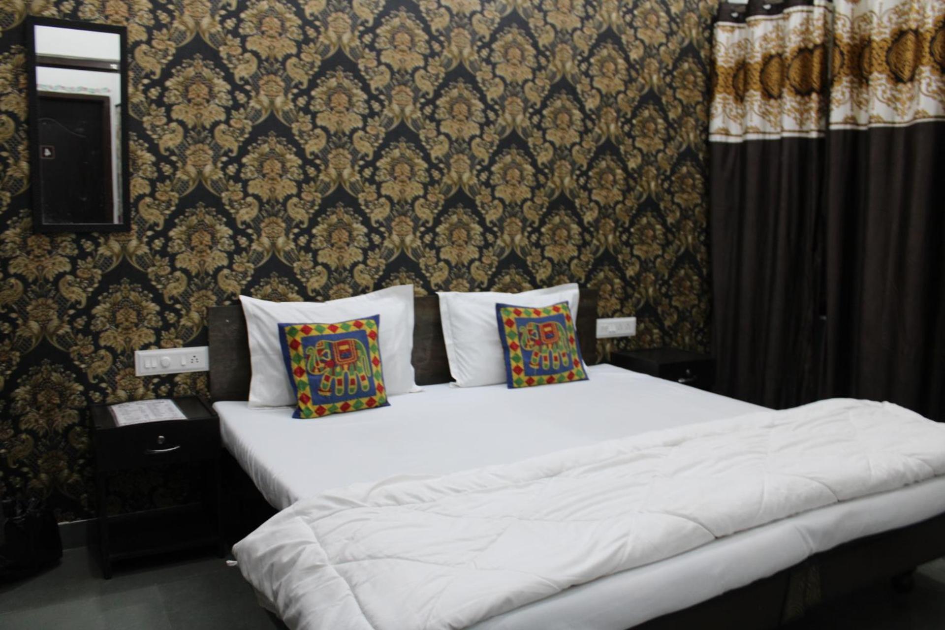 Hill Paradise Home Stay 우다이푸르 객실 사진